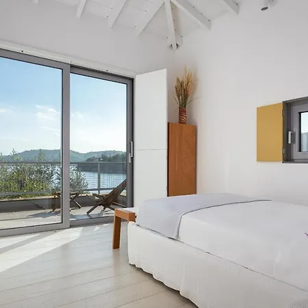 Pelagoon Villa Skiathos Town