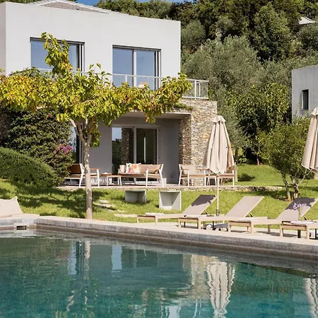 Pelagoon Villa Skiathos Town