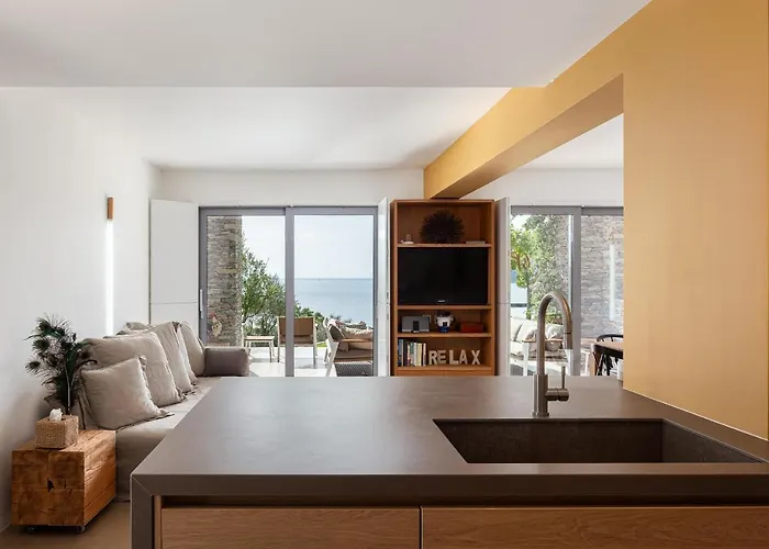 Pelagoon * Skiathos Town