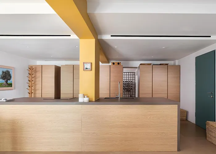 Pelagoon Villa Skiathos Town