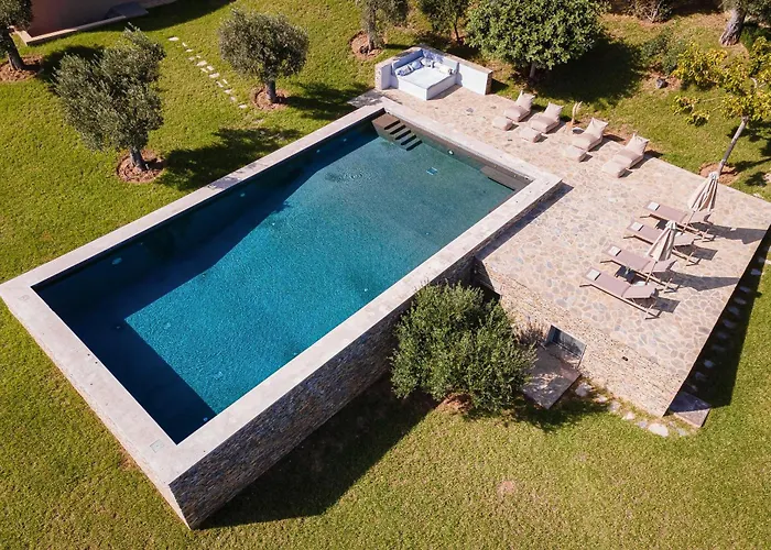 Pelagoon Skiathos Town