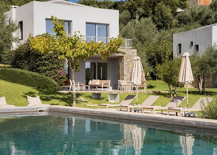 Pelagoon Villa Skiathos Town