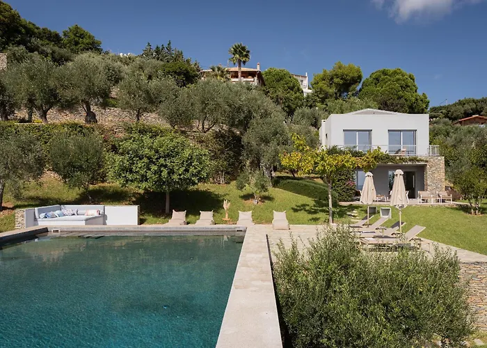 Pelagoon Villa Skiathos Town
